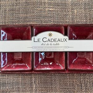 Le Cadeaux melamine tray with three dip bowls